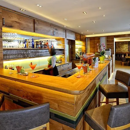 Ξενοδοχείο Talblick Neuweiler (Calw)